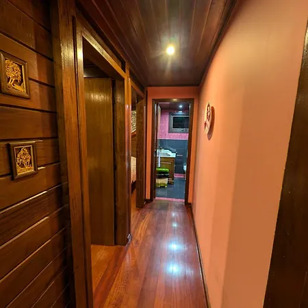 Chalet Ocean View Garden Retreat By The Golf Course *