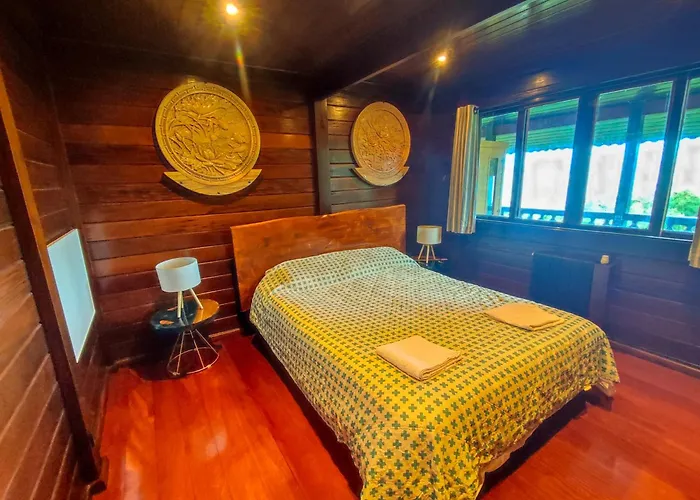 Ocean View Garden Retreat By The Golf Course Chalet